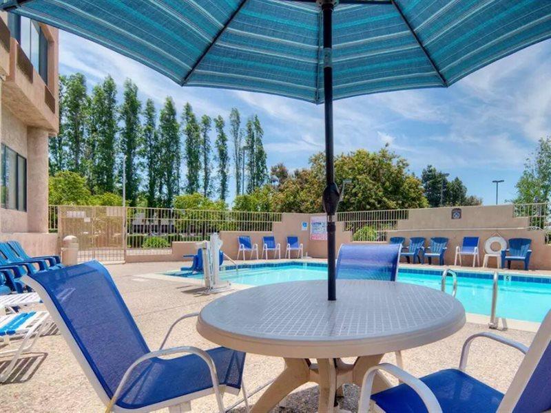 Comfort Inn Silicon Valley East Fremont Exterior foto
